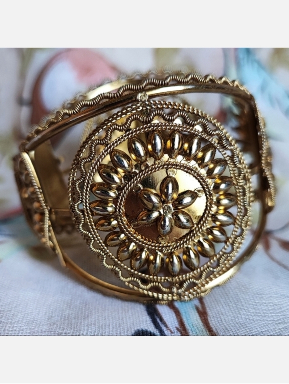 Vintage Intricate Wire Wrap Hinged Bangle Golden Brass Bracelet Bohemian Vibes